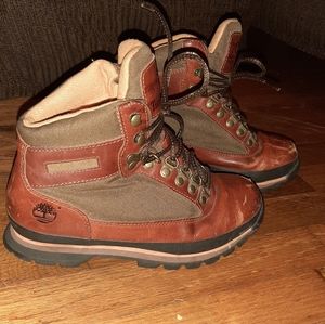 BOYS TIMBERLAND BOOTS SIZE 7